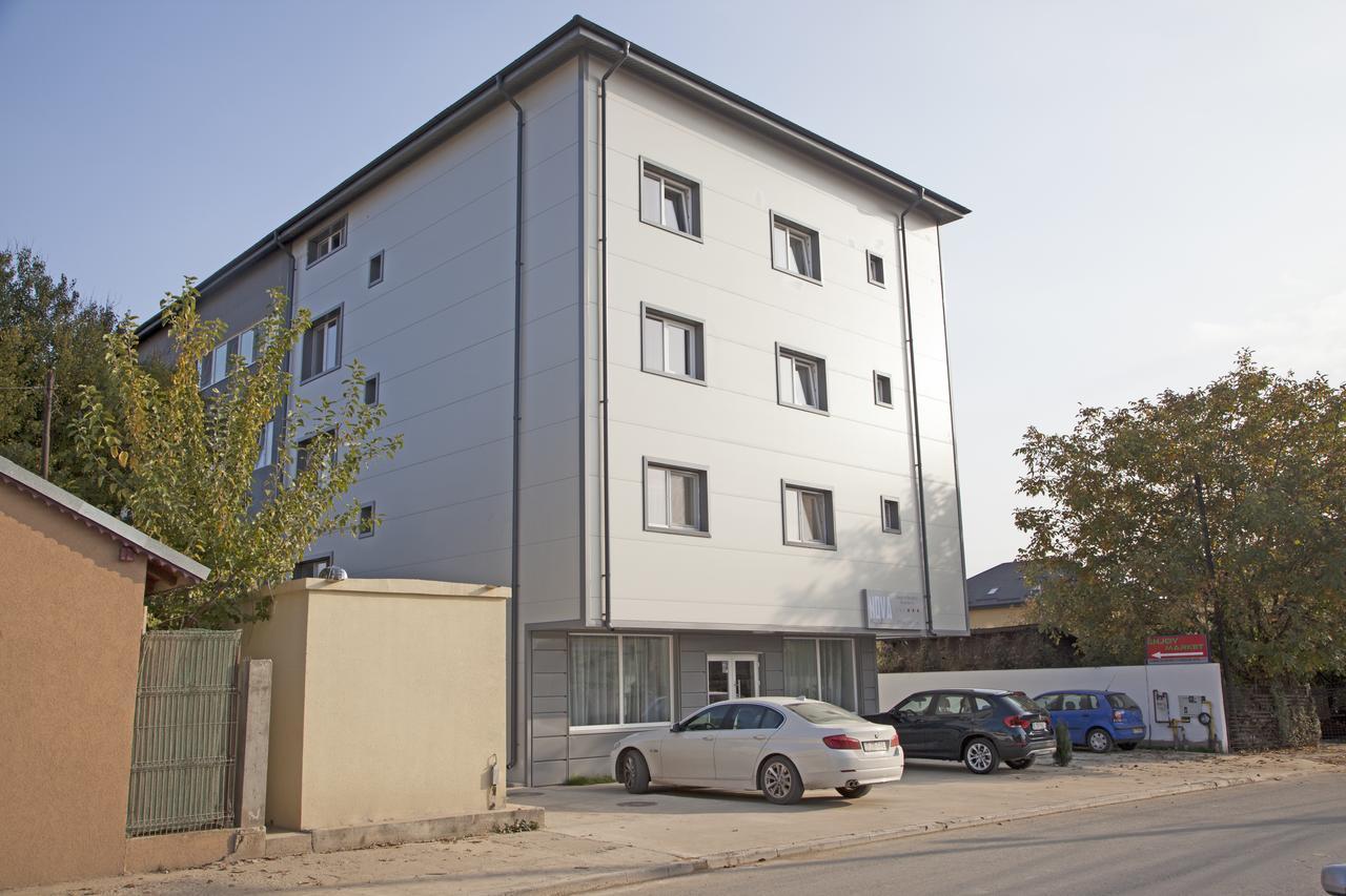 Hotel Nova Residence 2 Popesti-Leordeni Exterior foto